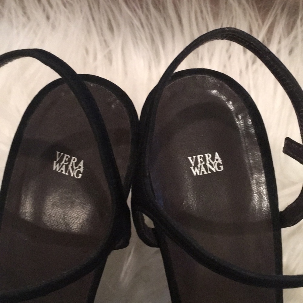 NWOT Vera Wang black 4 inch heels in 8.5 - Picture 2 of 8